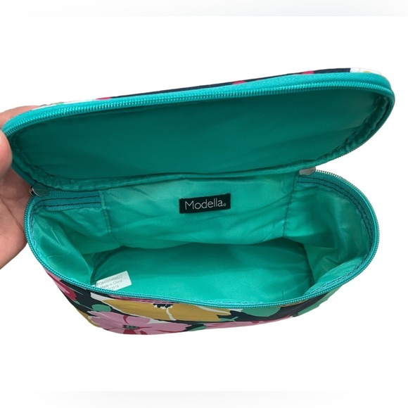 Modella Bags | Modella Floral Quilted Travel Bag Toiletry/Jewelry - Picture 4 of 5